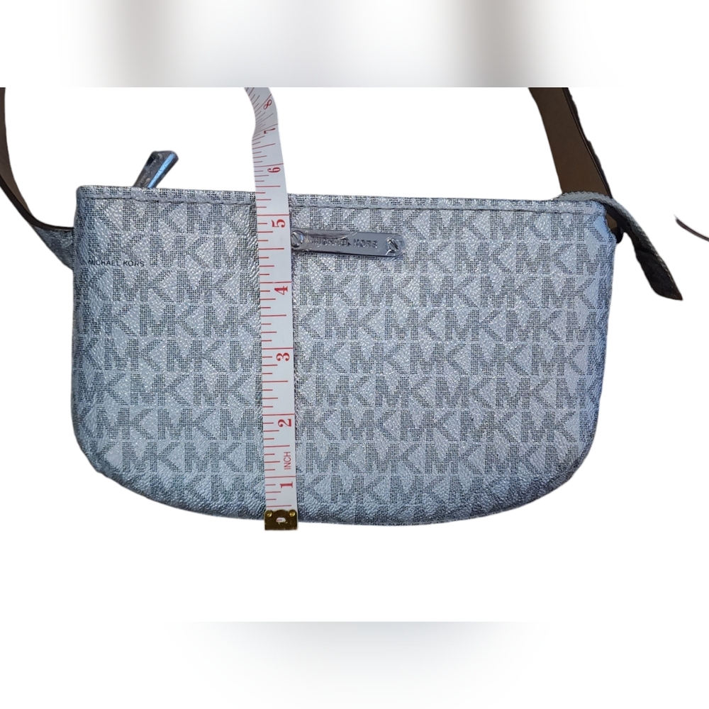 Michael Kors NWOT Women's Belt Bag L/XL - Picture 5 of 9